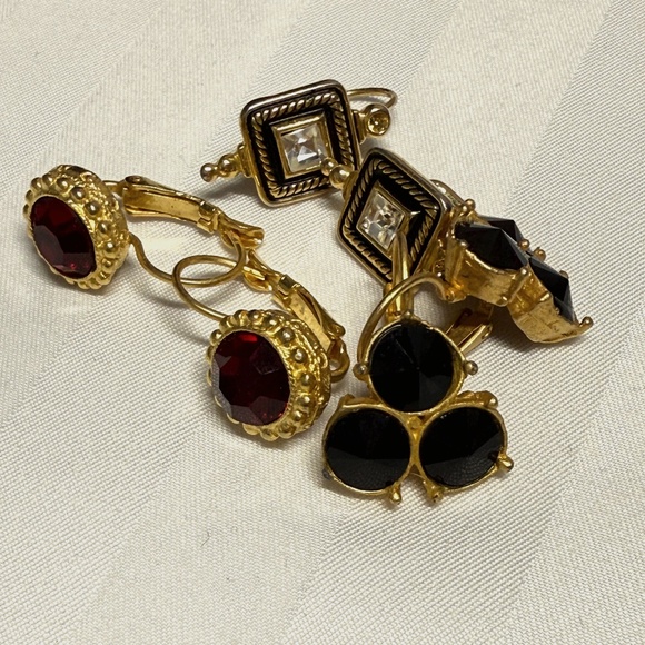 Three Sets of Vintage Earrings - Picture 1 of 7